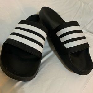 Adidas Mens Basketball Slides sz 14. Like new. Excellent condition